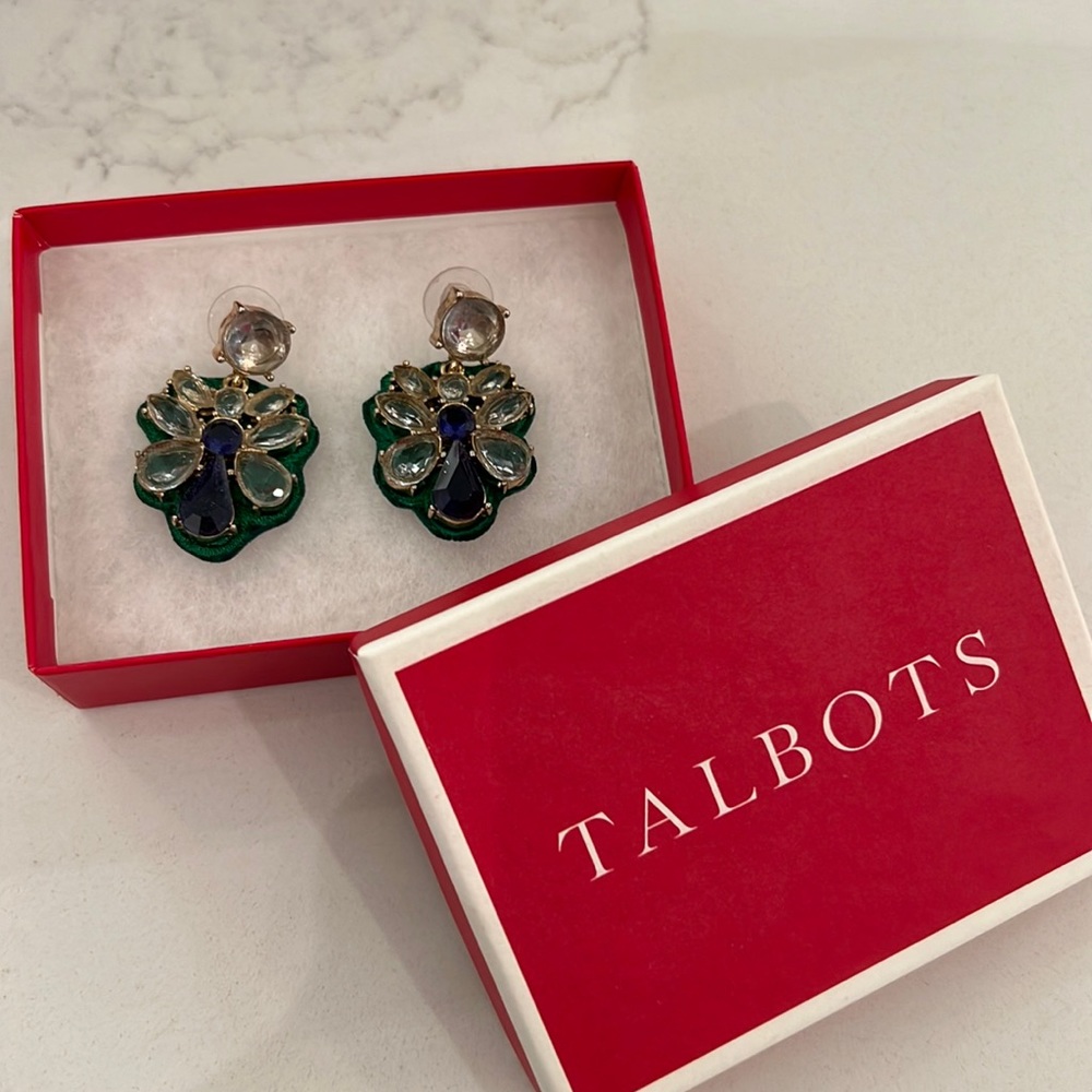 TALBOTS Costume Jewelry Pierced Earrings